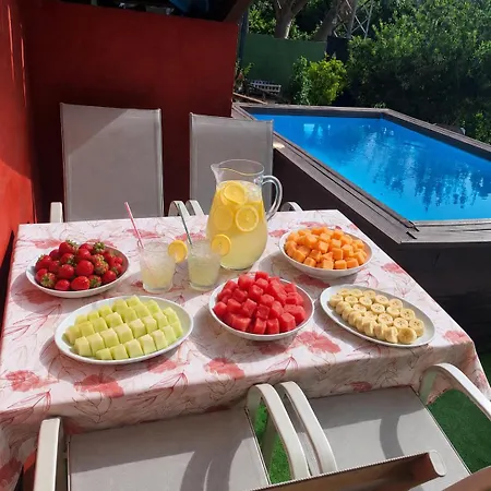 Esther Villa *